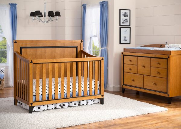 Disney Mickey Icon 4-in-1 Crib Online